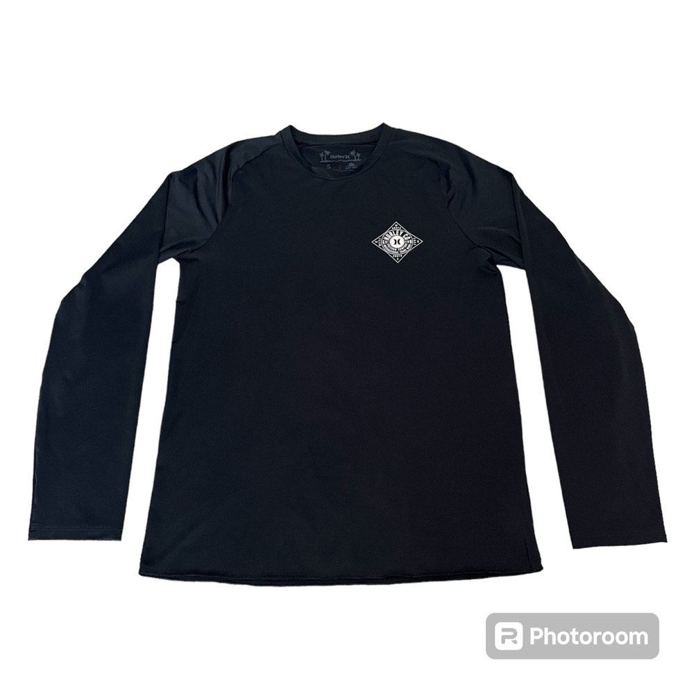 Hurley size Small men’s long sleeve black sun shirt
